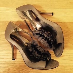 SALE Silver flirty party heels max studio size 6.5